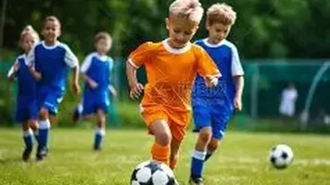 “昔日中超“水货”逆袭成神，欧冠连斩巴塞罗那、皇家马德里，刷新中国球迷对国产球员的认知界限”