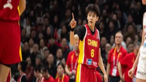 荷甲特温特对阵福伦丹：专家周五008期推荐分析